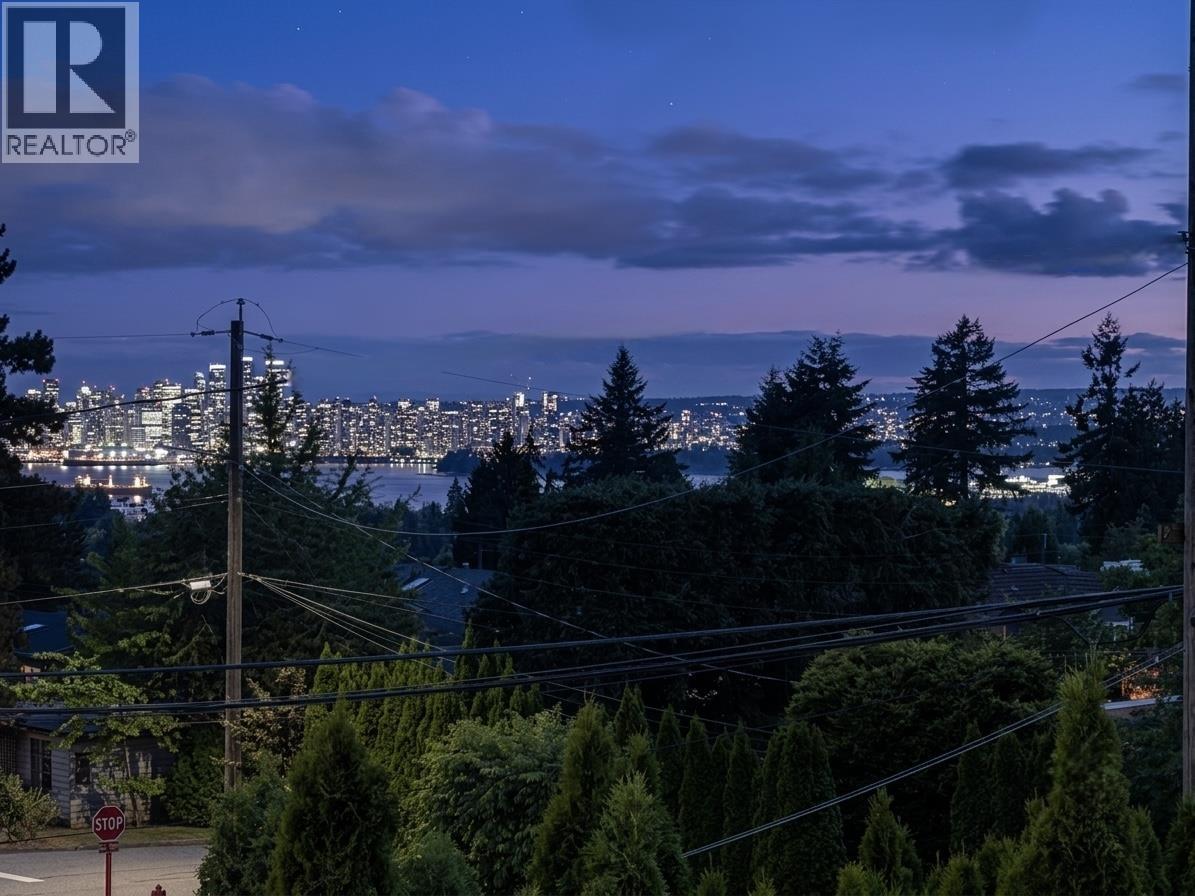 2982 Chesterfield Avenue, North Vancouver, British Columbia  V7N 3M6 - Photo 18 - R3152786