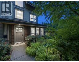 2982 CHESTERFIELD AVENUE, North Vancouver, British Columbia