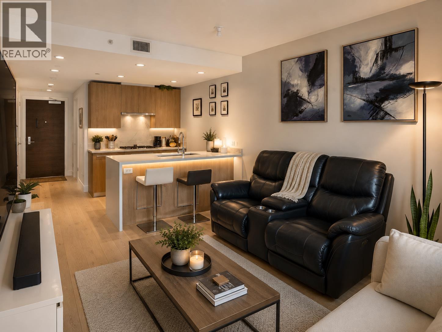 902 1210 E 27th Street, North Vancouver, British Columbia  V7J 0C5 - Photo 1 - R3152791