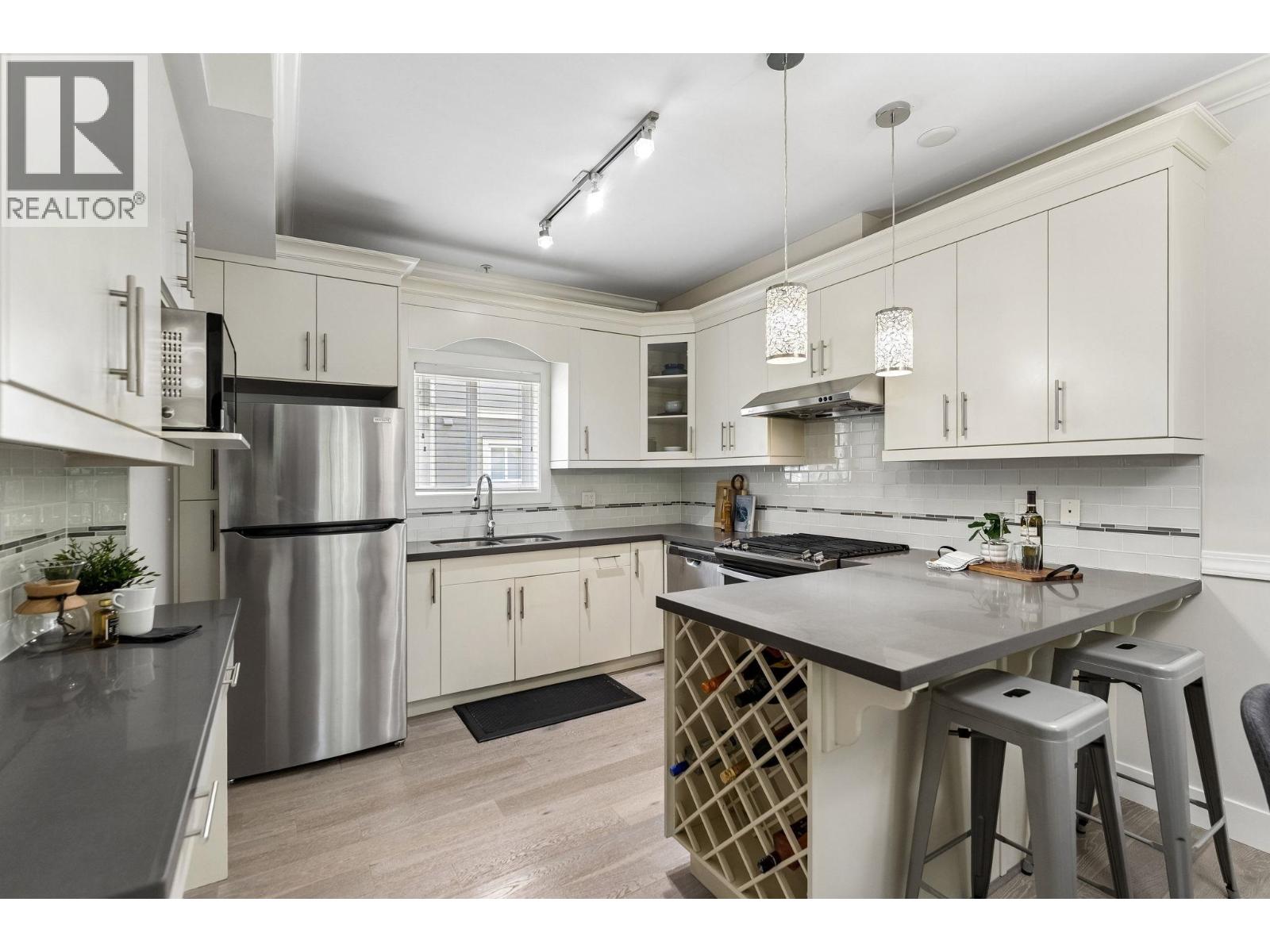 203 3488 Sefton Street, Port Coquitlam, British Columbia  V3B 3R2 - Photo 8 - R3152806
