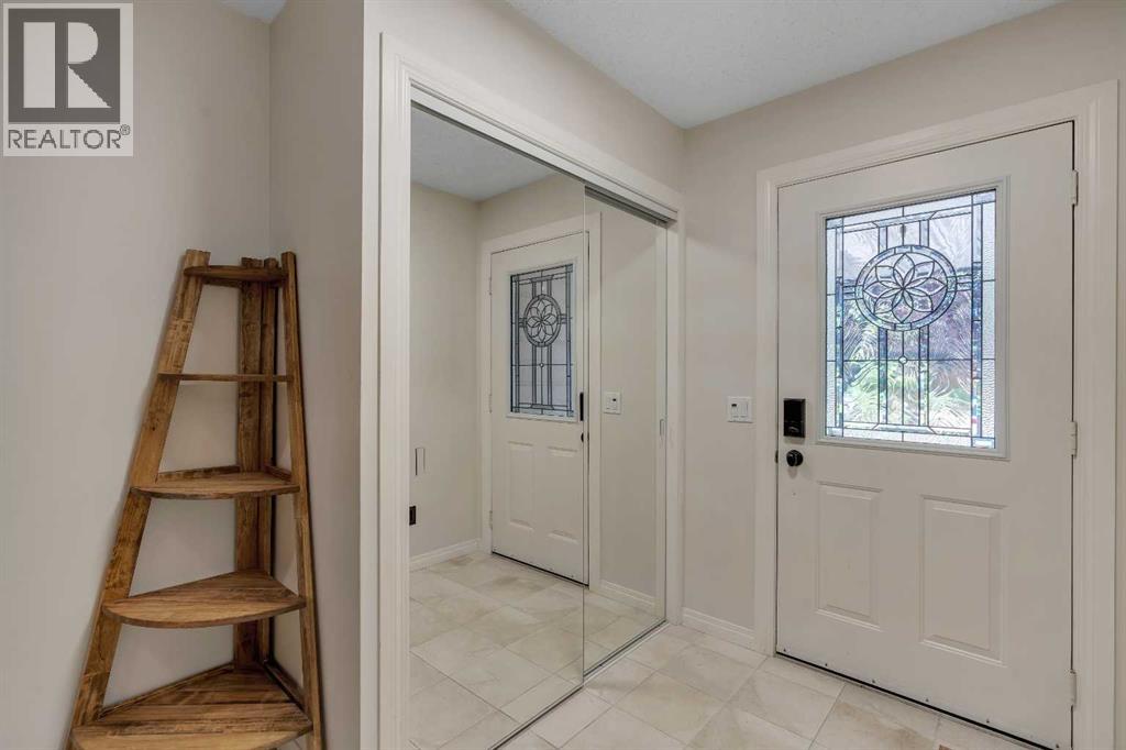 205, 3131 63 Avenue SW, Calgary, Alberta  T3E 6N4 - Photo 31 - A2334744