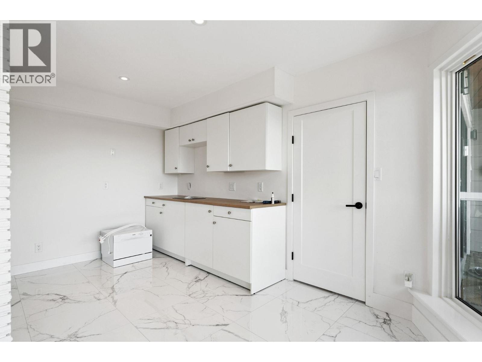 1725 Rosebery Avenue, West Vancouver, British Columbia V7V 2Z5 - Photo 31 - R3152764