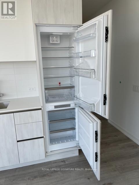 3202 - 7890 Jane Street, Vaughan, Ontario  L4K 0K9 - Photo 3 - N13640590