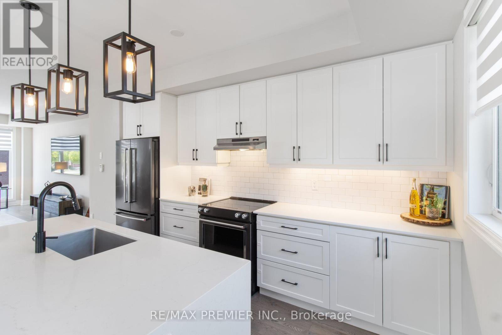 2 Gaddi Way, Vaughan, Ontario  L4L 2S2 - Photo 15 - N13640664