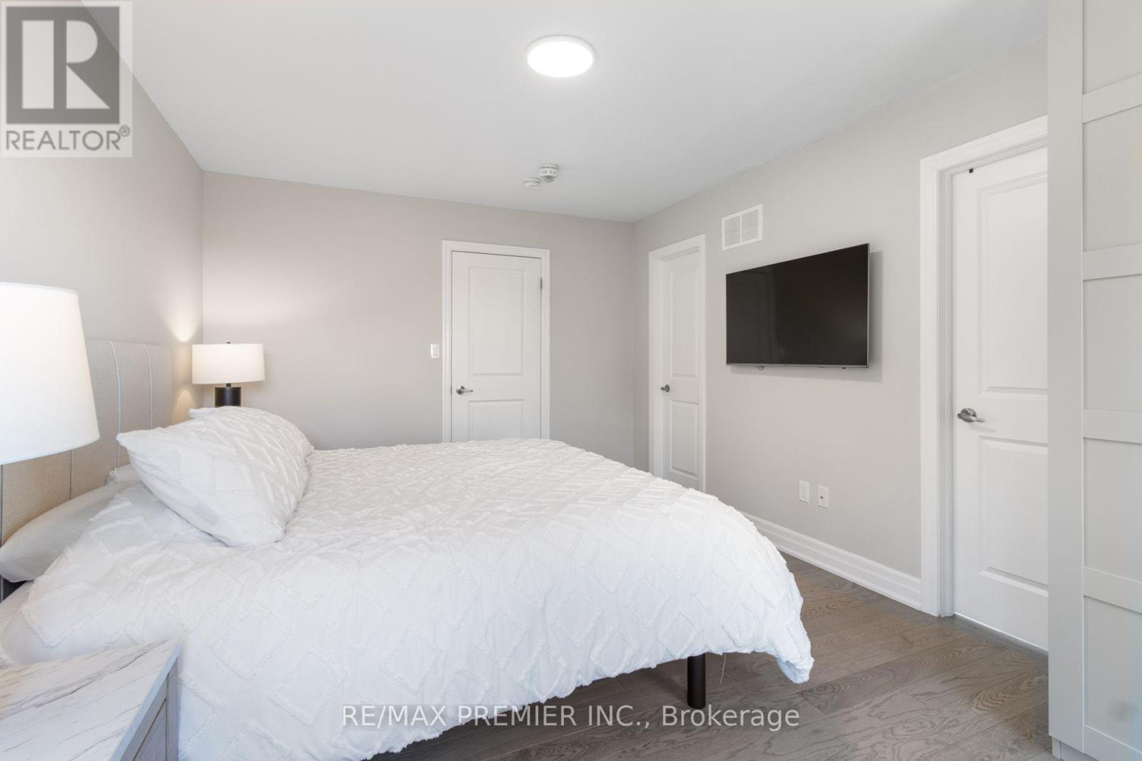 2 Gaddi Way, Vaughan, Ontario  L4L 2S2 - Photo 31 - N13640664