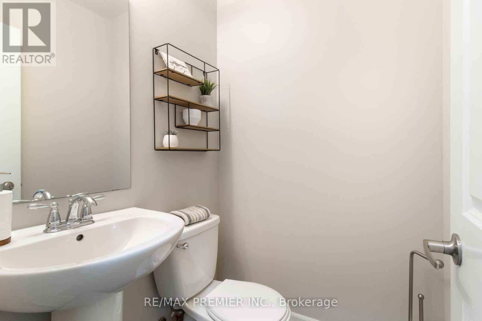 2 Gaddi Way, Vaughan, Ontario  L4L 2S2 - Photo 6 - N13640664