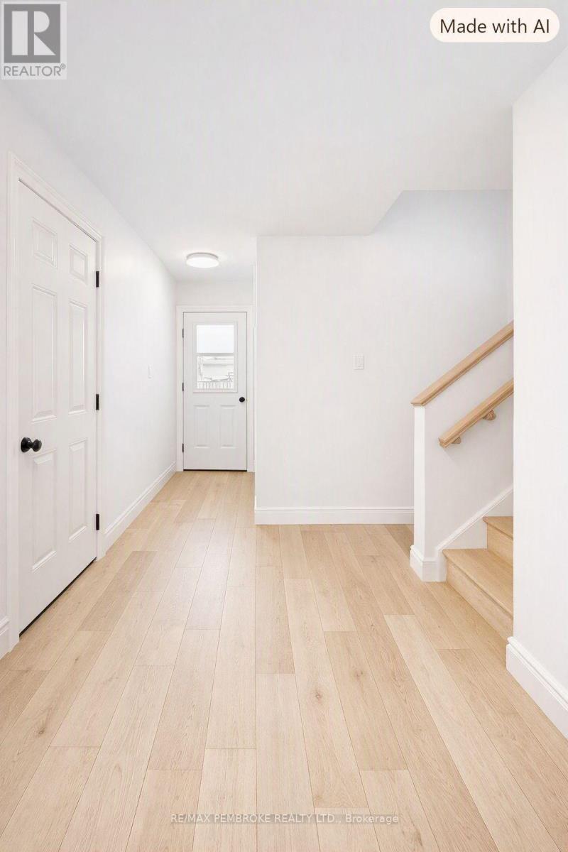 12 Eddy Crescent, Pembroke, Ontario  K8A 0M1 - Photo 5 - X13604964