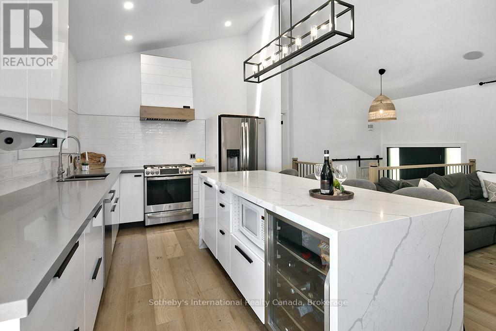 31 Slalom Gate Road, Collingwood, Ontario  L9Y 5A9 - Photo 16 - S13640614