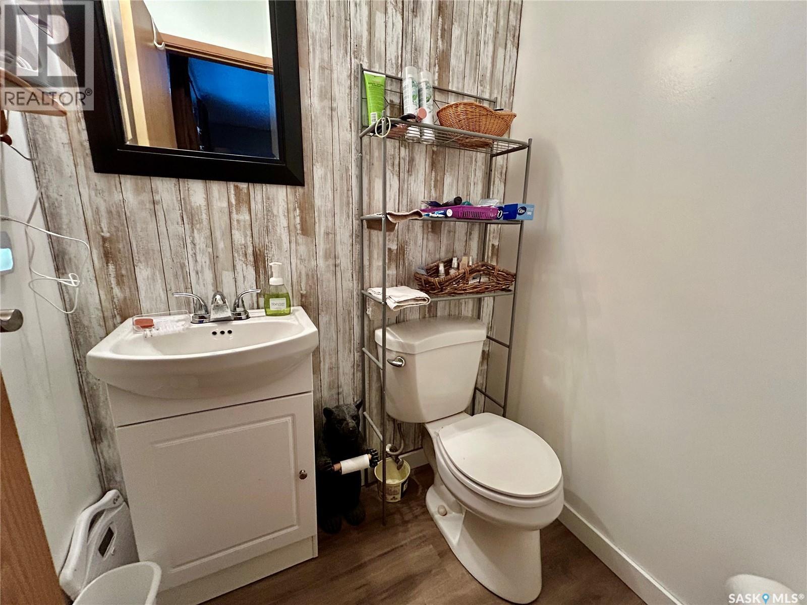 404 5th Street N, Nipawin, Saskatchewan  S0E 1E0 - Photo 13 - SK034645