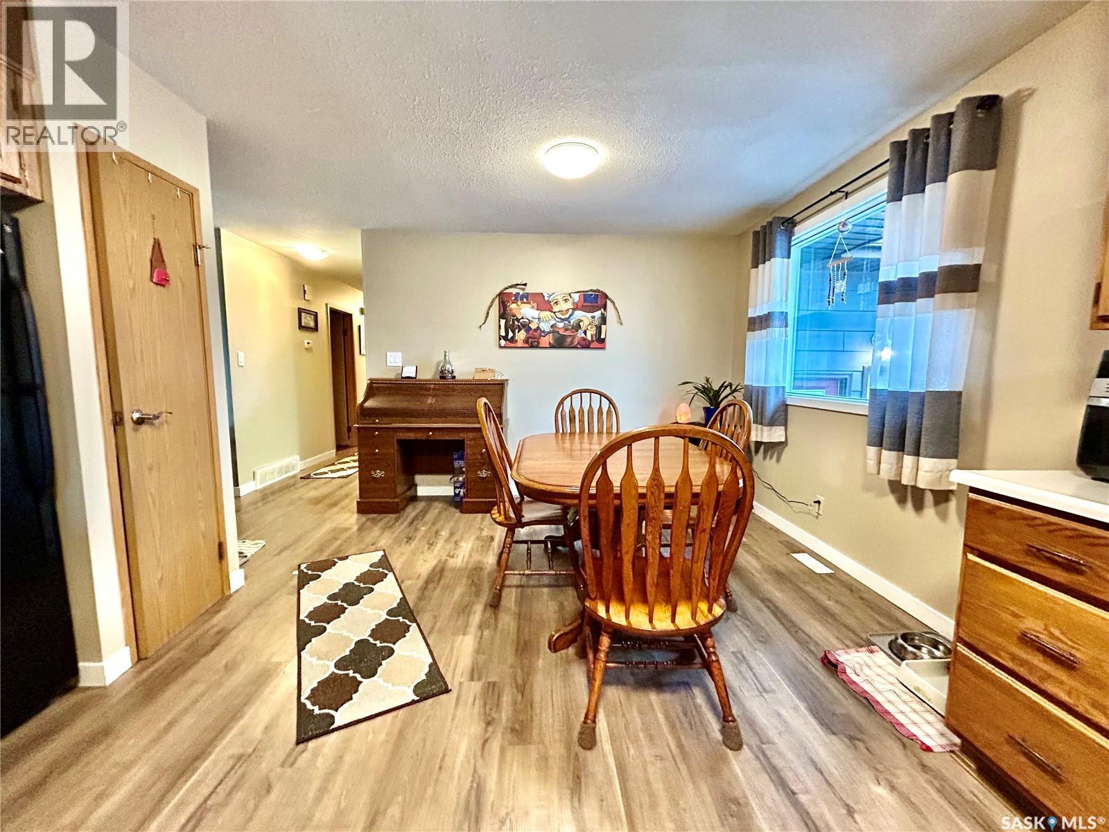 404 5th Street N, Nipawin, Saskatchewan  S0E 1E0 - Photo 9 - SK034645