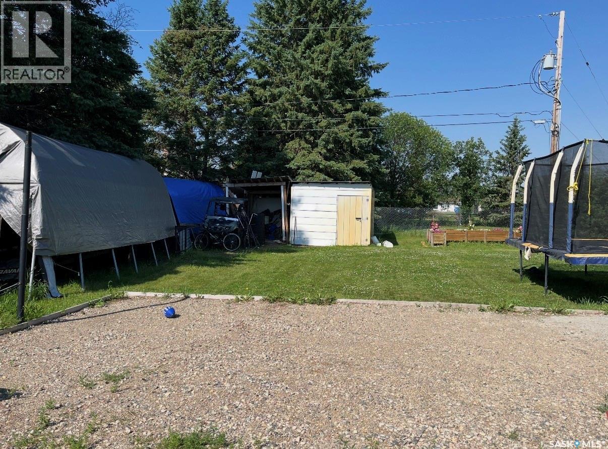 404 5th Street N, Nipawin, Saskatchewan  S0E 1E0 - Photo 39 - SK034645