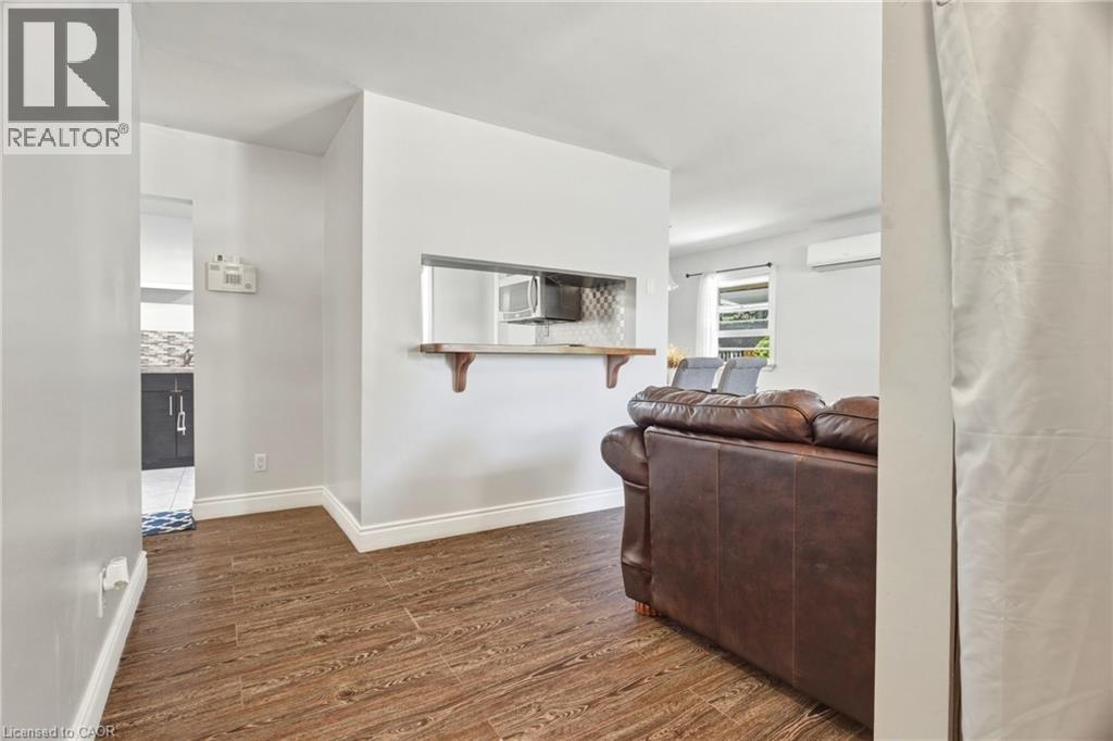 32 Close Avenue, Cambridge, Ontario  N1R 2R6 - Photo 6 - 40834910