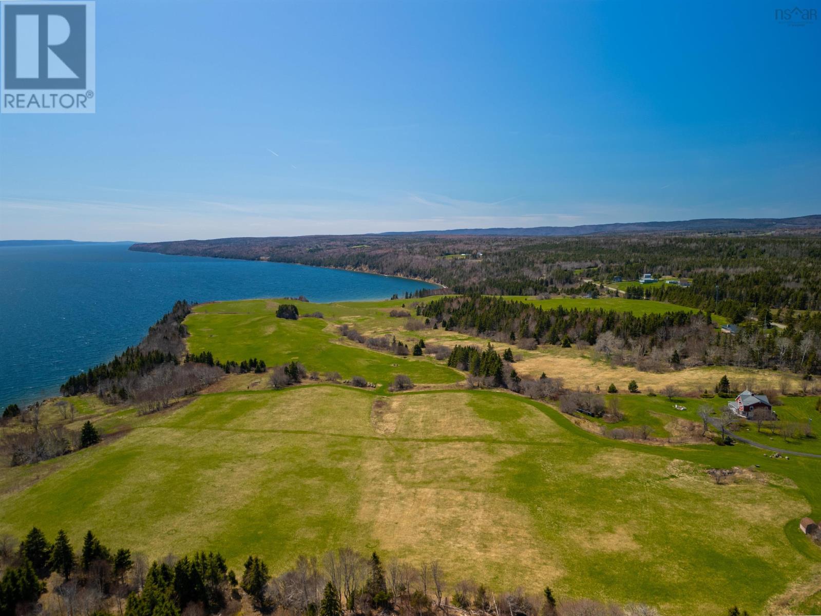 2125 Hillside Boularderie Road Hillside Boularderie Nova Scotia Canada B1Y2T5 5