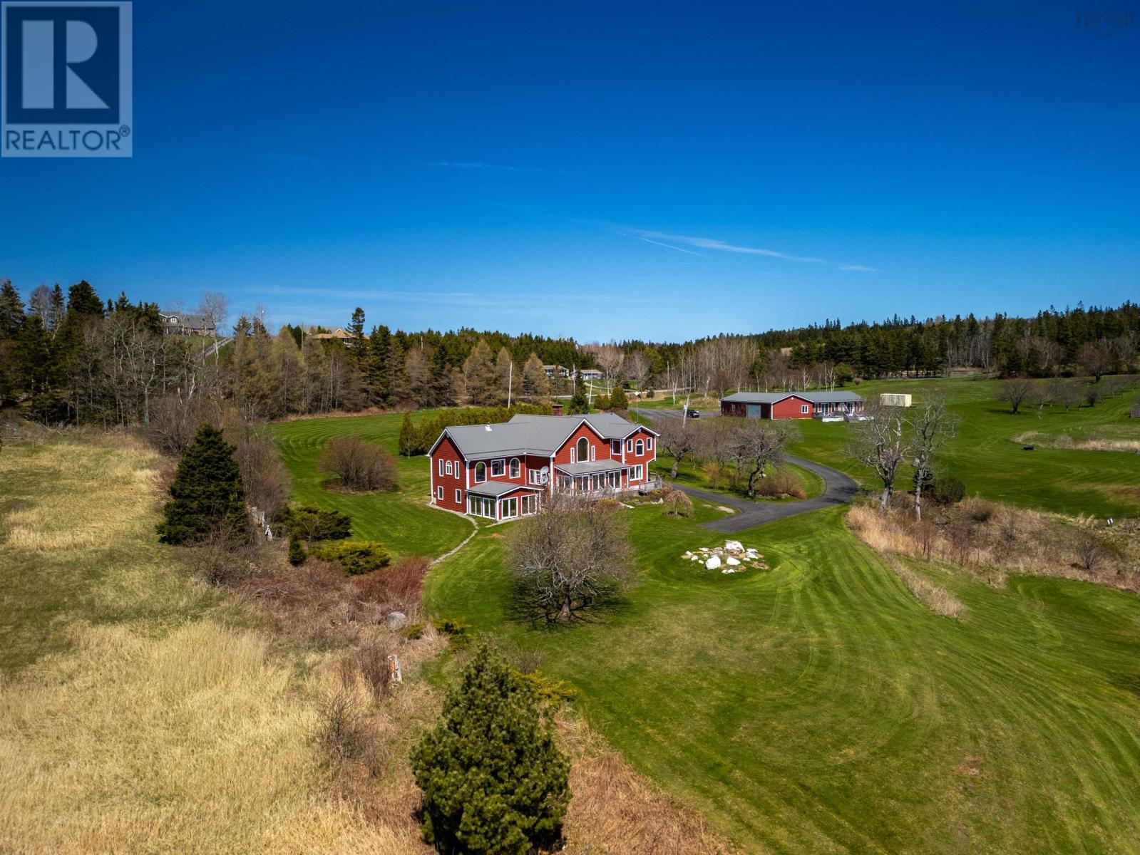 2125 Hillside Boularderie Road Hillside Boularderie Nova Scotia Canada B1Y2T5 3