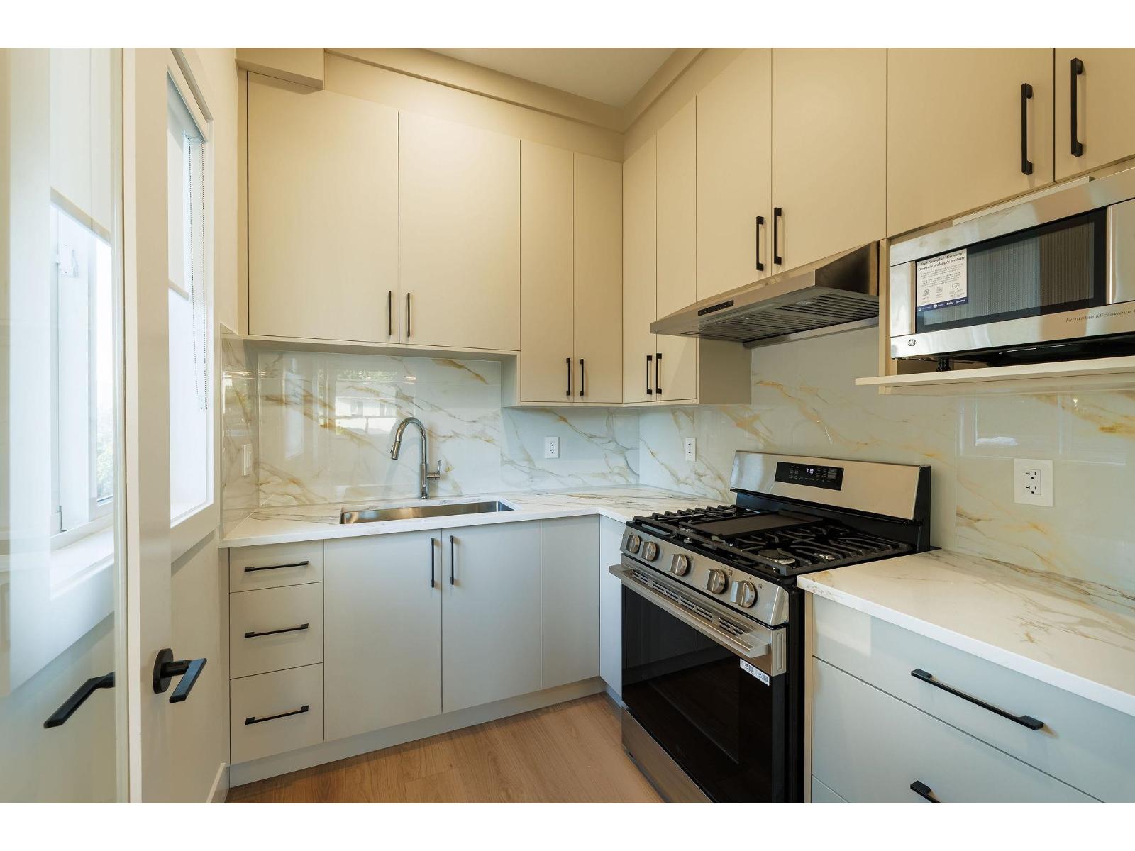 102 11313 137 Street, Surrey, British Columbia  V3R 2J2 - Photo 16 - R3151611