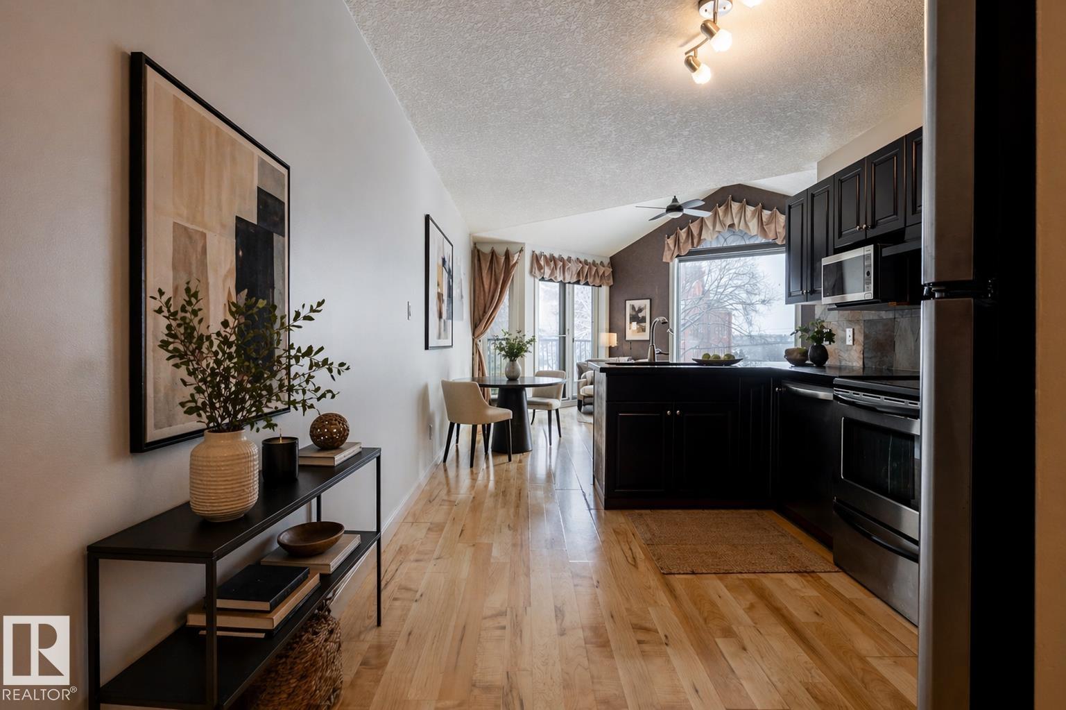 #304 9336 Jasper Av Nw, Edmonton, Alberta  T5H 3T5 - Photo 2 - E4502190