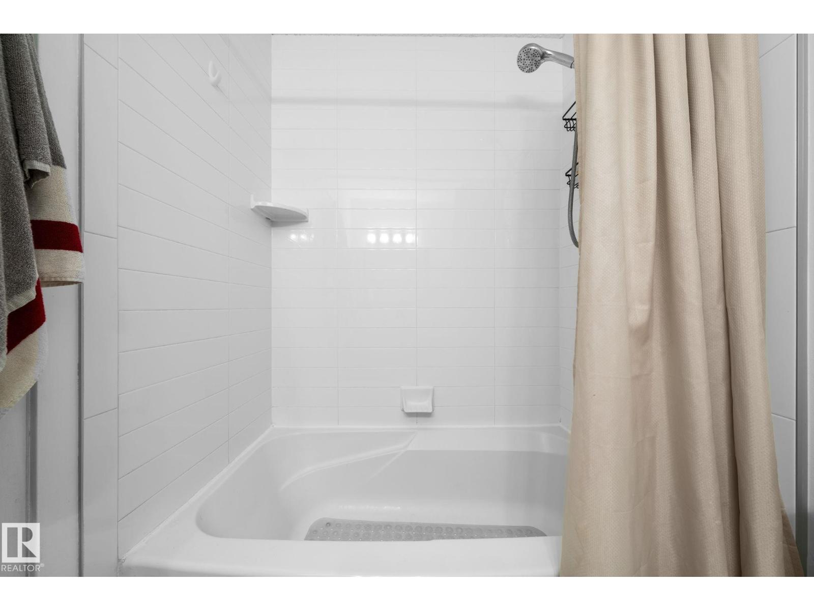 10518 84 Av Nw, Edmonton, Alberta T6E 2H4 - Photo 27 - E4502194