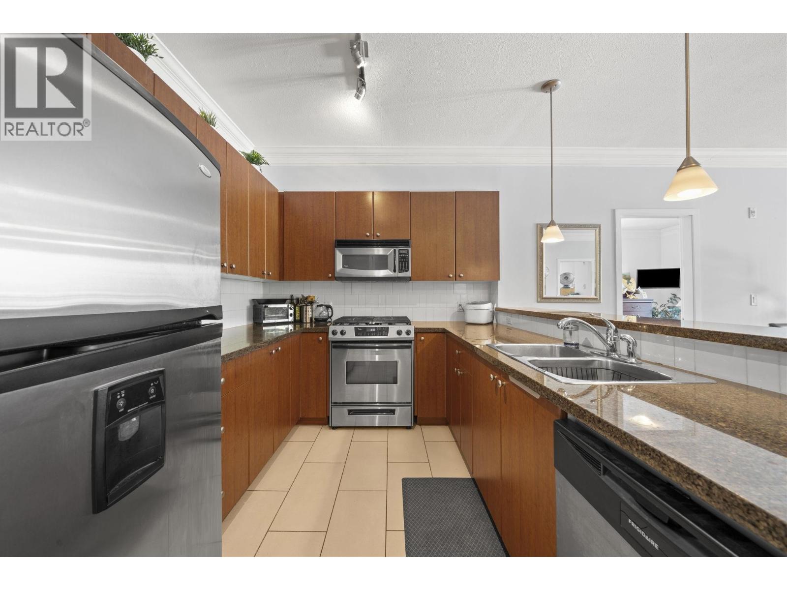 413 14 E Royal Avenue, New Westminster, British Columbia V3L 5W5 - Photo 7 - R3152767