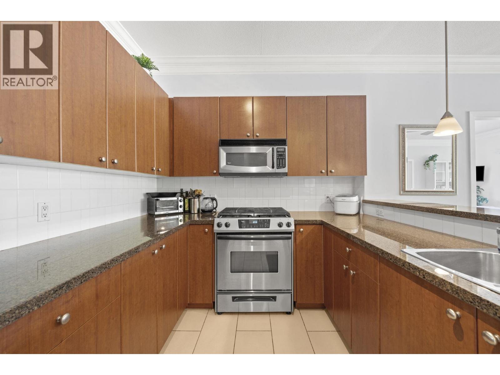 413 14 E Royal Avenue, New Westminster, British Columbia V3L 5W5 - Photo 8 - R3152767