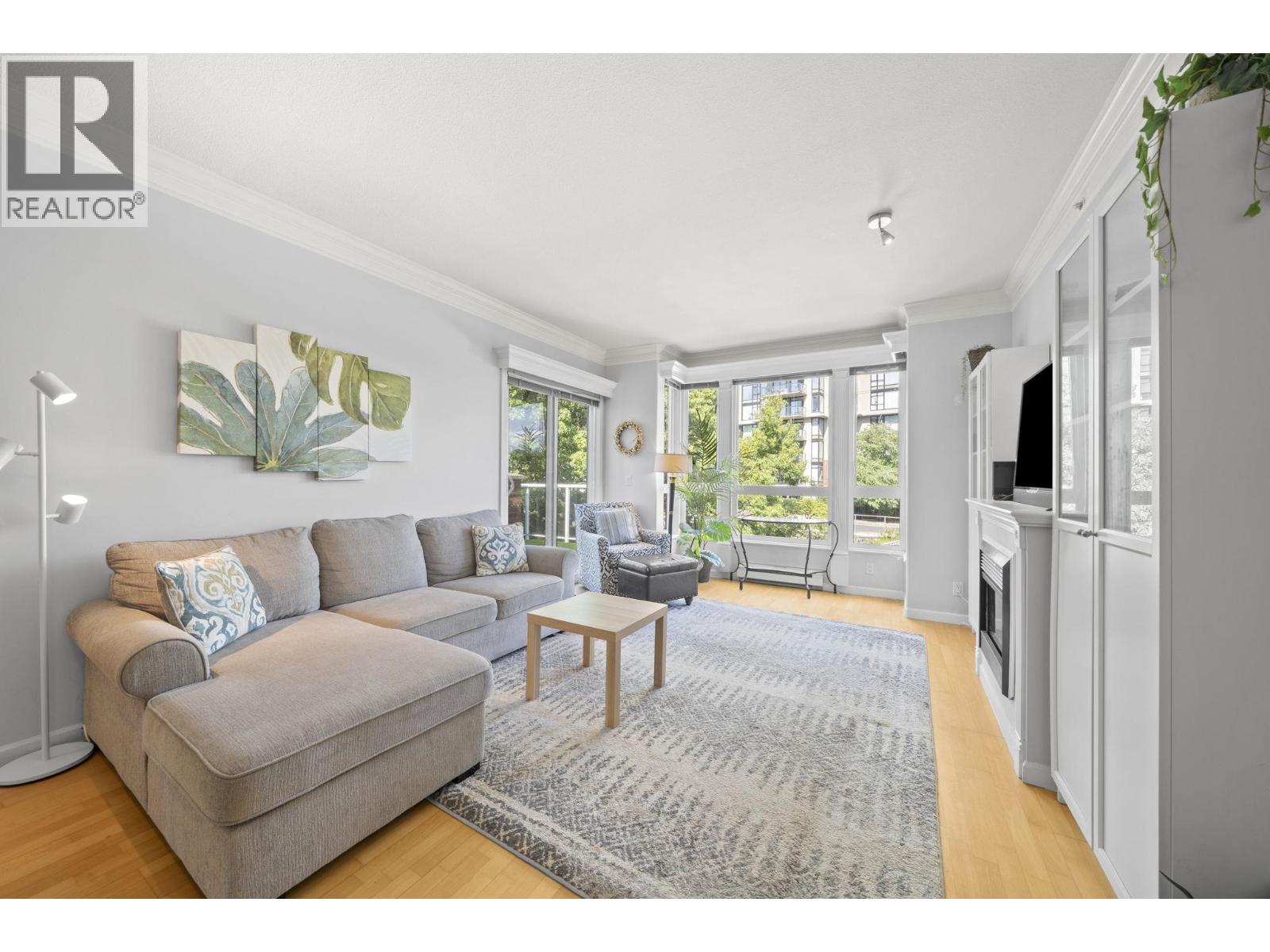 413 14 E Royal Avenue, New Westminster, British Columbia V3L 5W5 - Photo 2 - R3152767