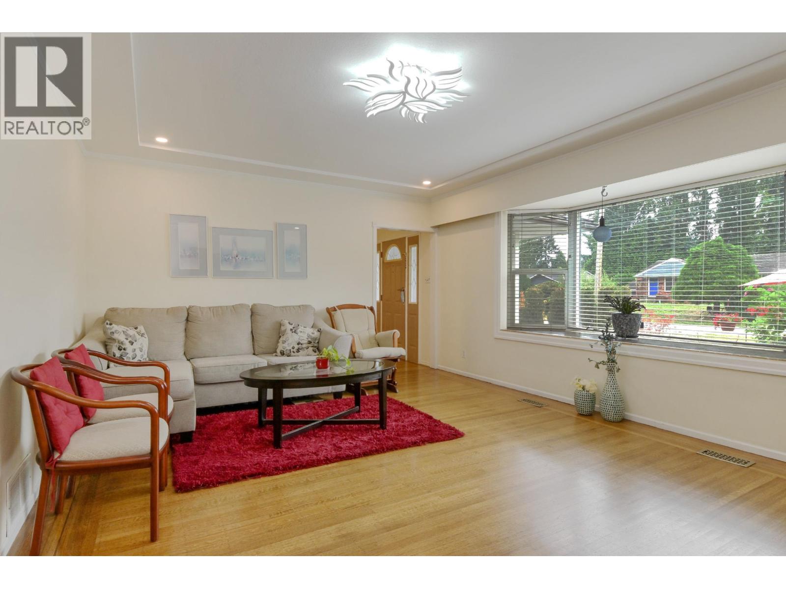 21727 Ridgeway Crescent, Maple Ridge, British Columbia  V2X 3Z6 - Photo 5 - R3151940