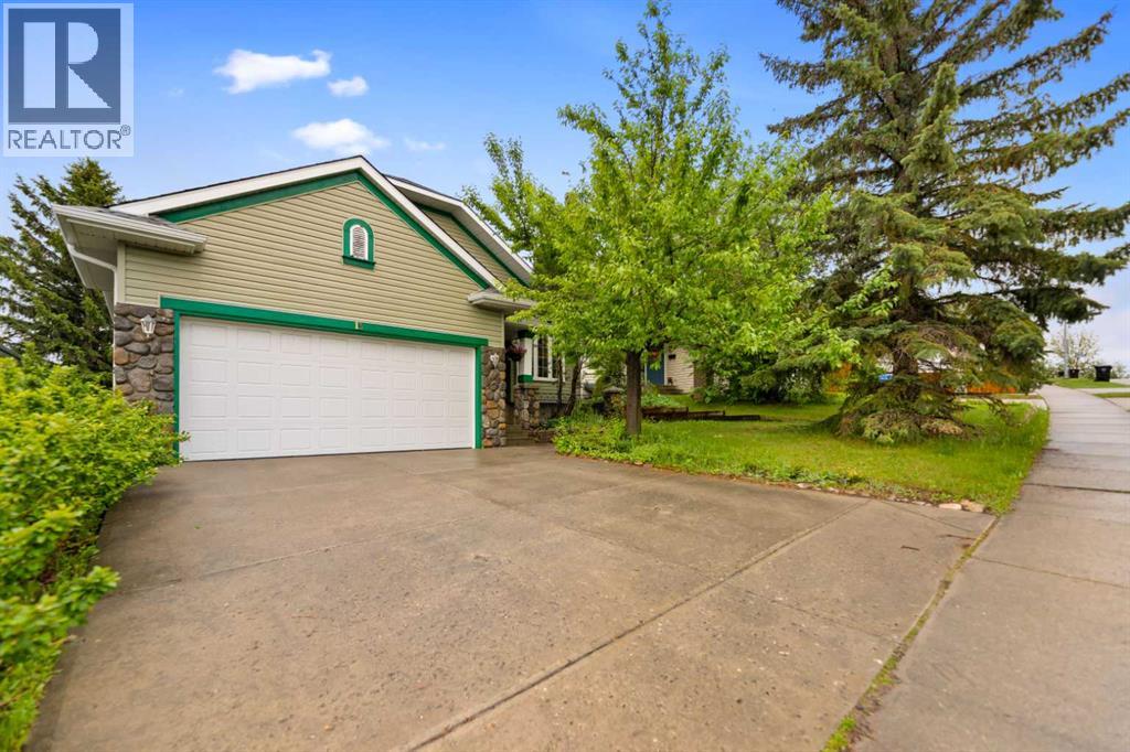 13 Somerset Gate SW, Calgary, Alberta  T2Y 3G9 - Photo 32 - A2318838