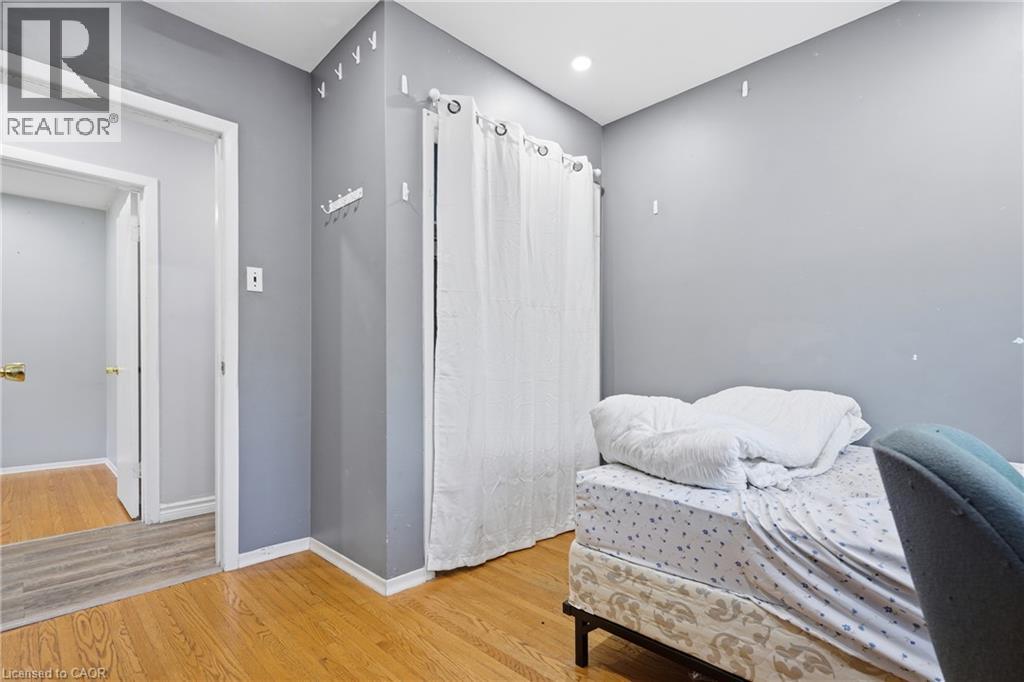 38 High Street, Waterloo, Ontario  N2L 3X8 - Photo 14 - 40853499