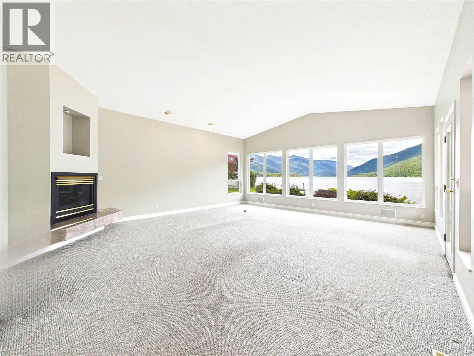 2194 3a Highway, Nelson, British Columbia  V1L 6K5 - Photo 24 - 10371813
