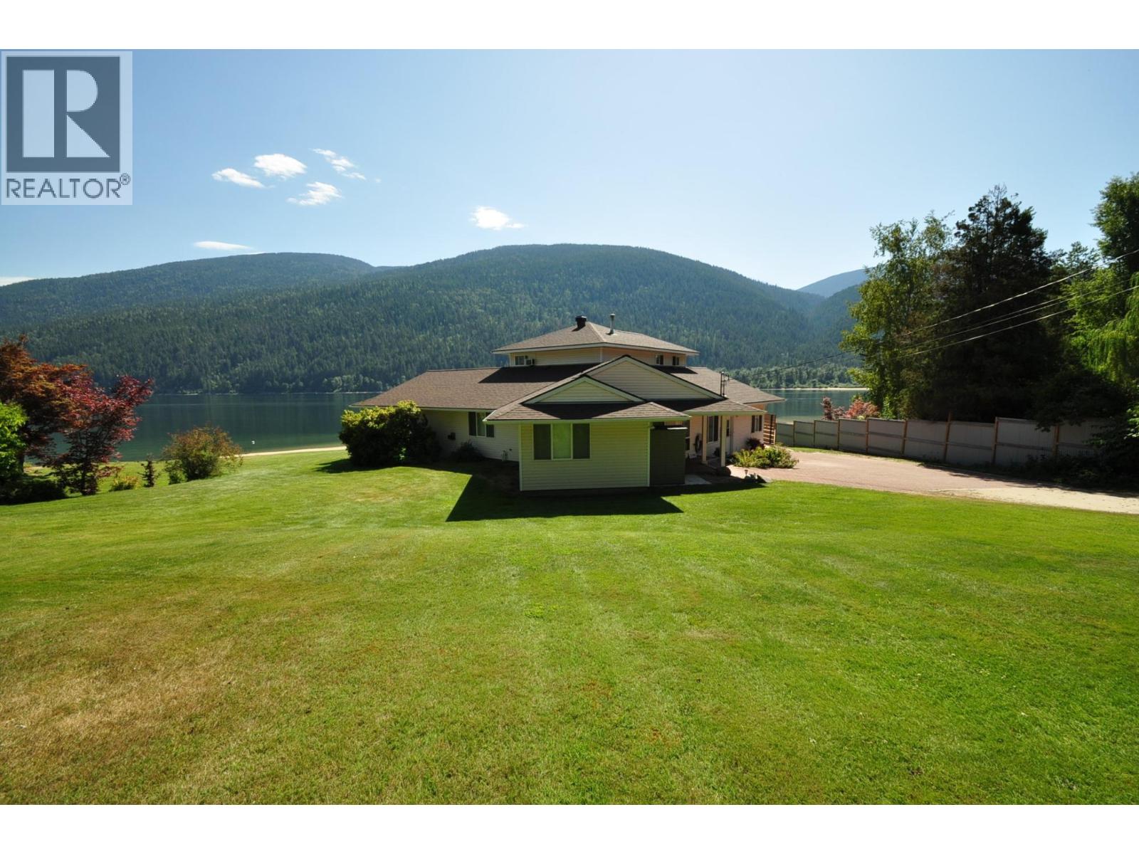 2194 3a Highway, Nelson, British Columbia  V1L 6K5 - Photo 6 - 10371813