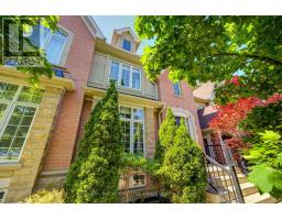 3885 EGLINTON AVENUE, Mississauga, Ontario