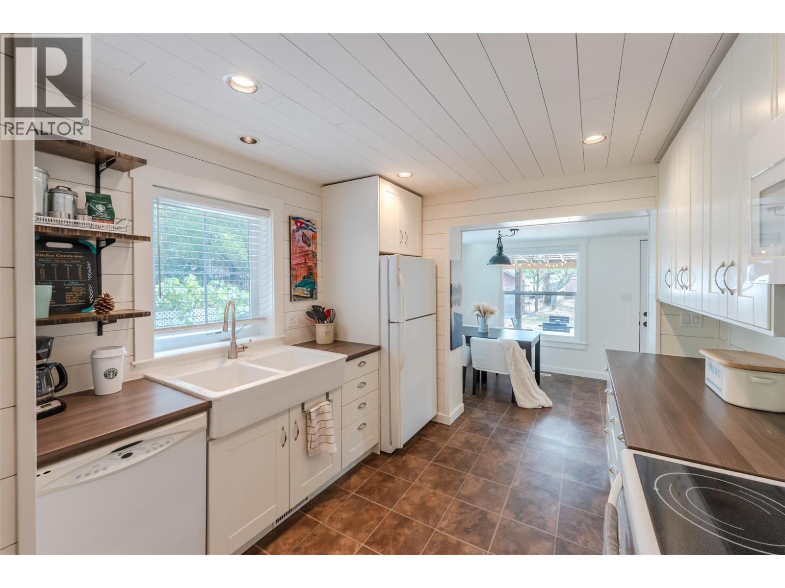 9705 SARGEANT Street, Summerland, British Columbia