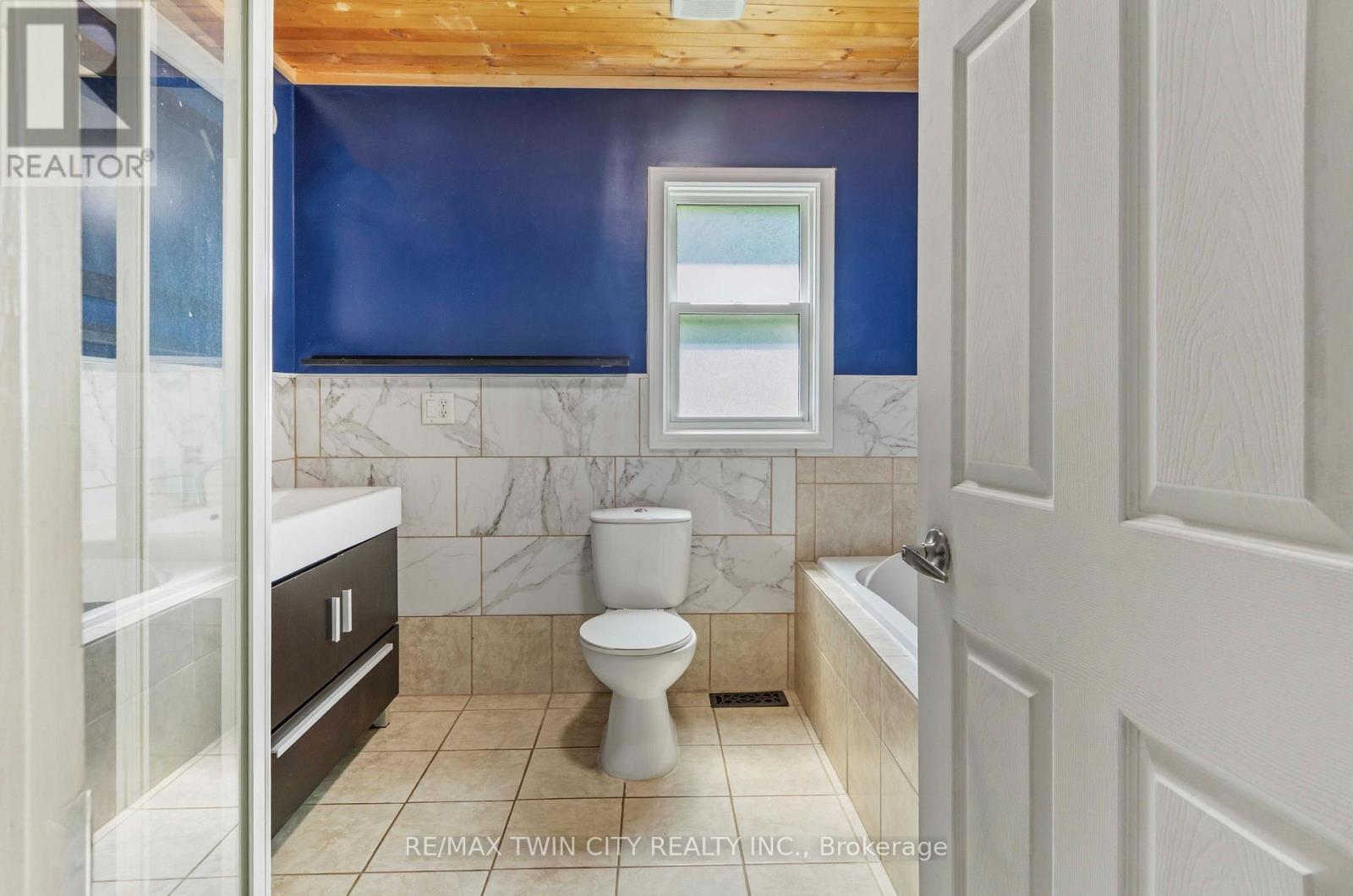 494 Conc 14 Walpole Road, Haldimand, Ontario  N0A 1E0 - Photo 11 - X13640578