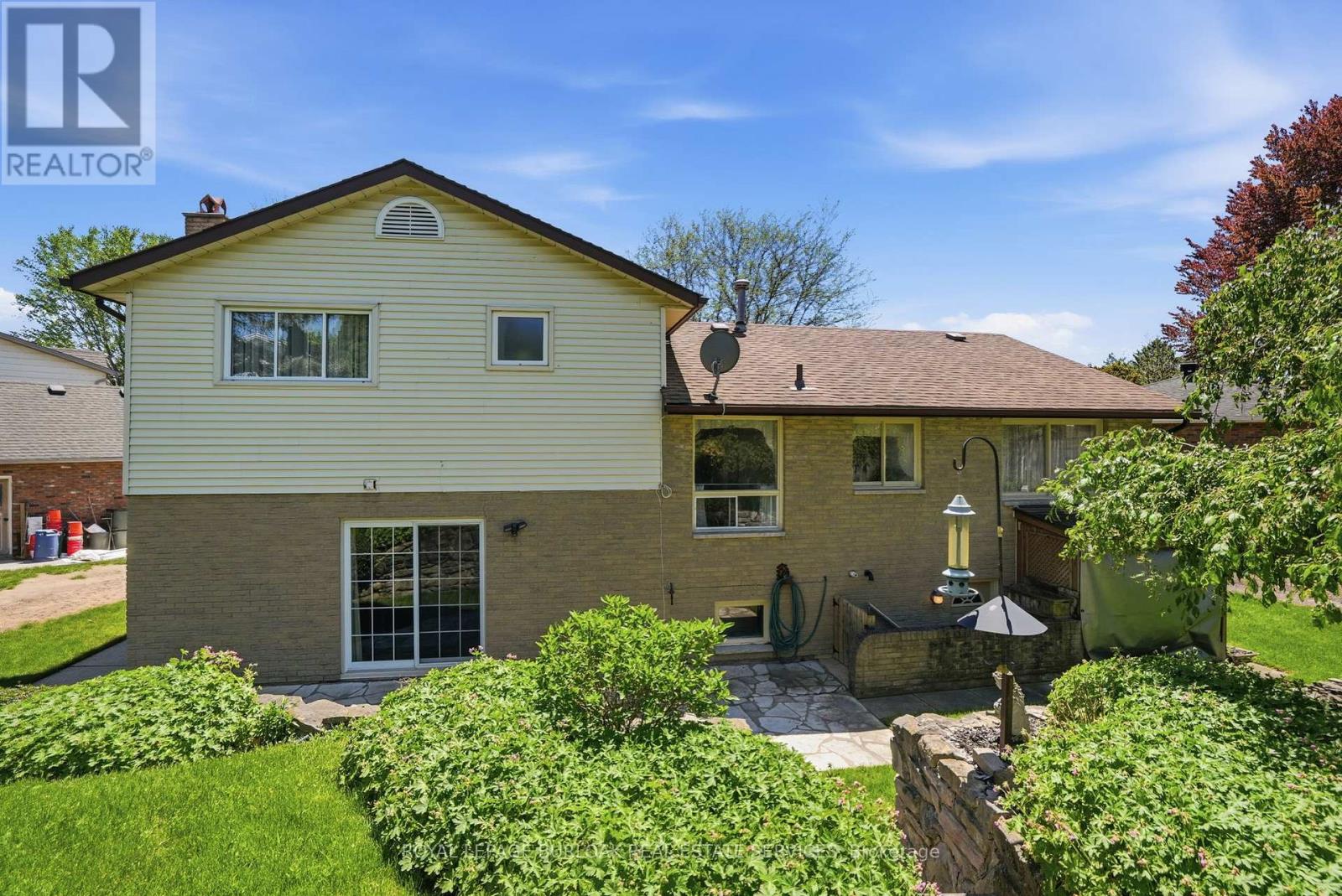 9 Magnolia Court, Pelham, Ontario  L3E 0H5 - Photo 8 - X13163336