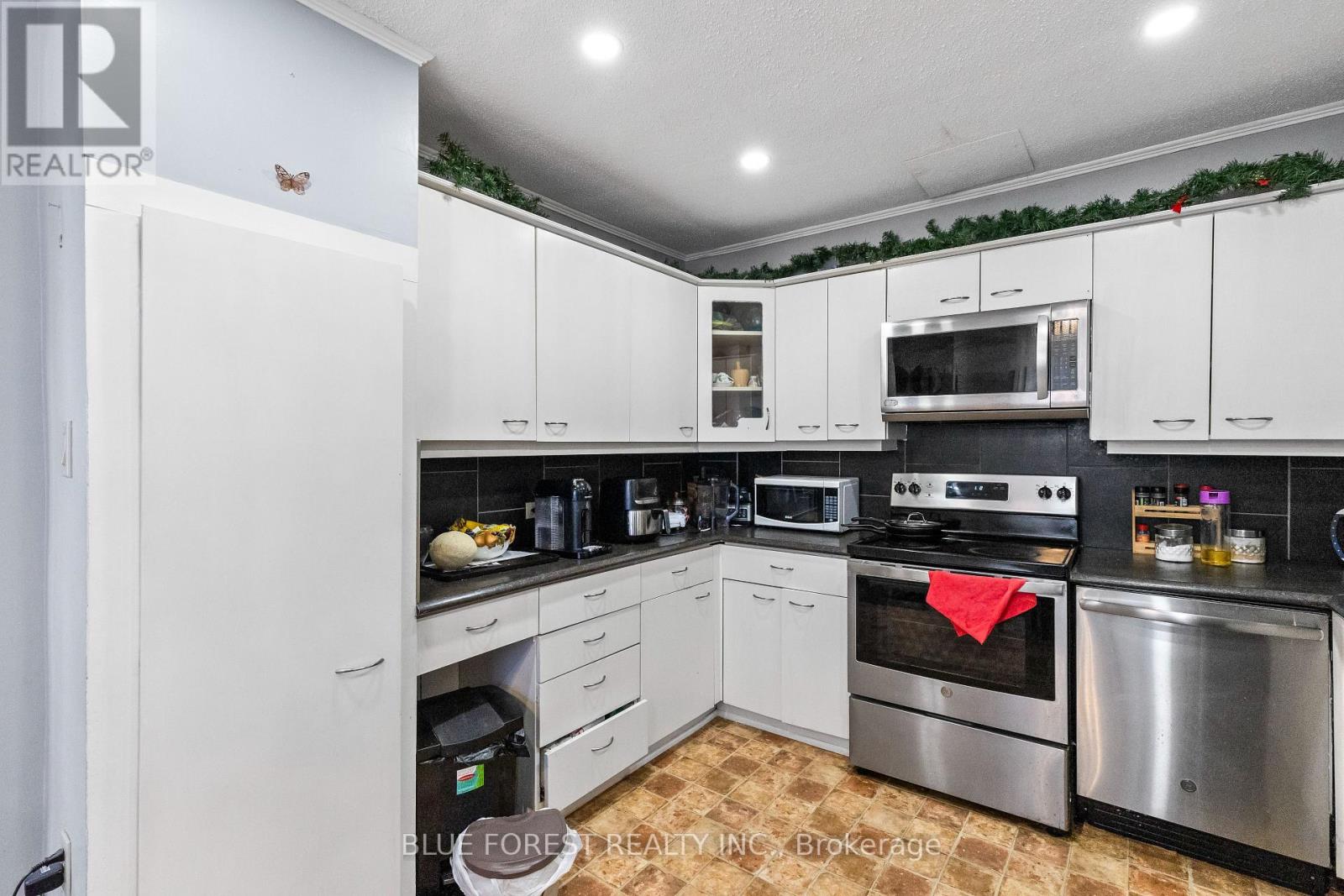 69 Connaught Avenue, London East, Ontario  N5Y 3A5 - Photo 8 - X13640370