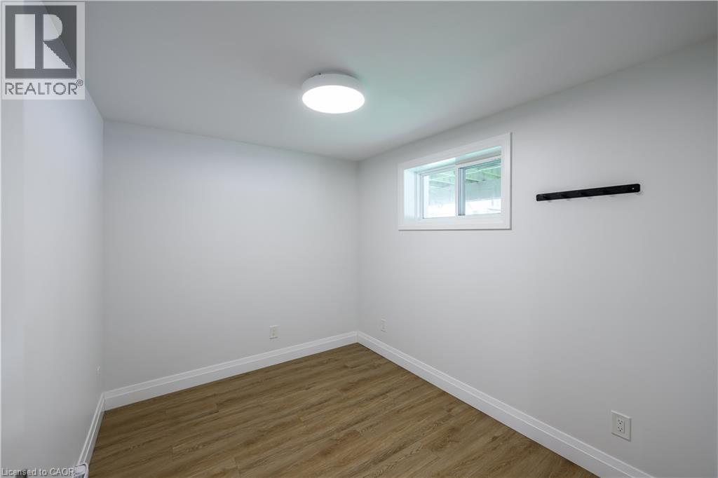 53 Bloomingdale Road N Unit# Lower, Kitchener, Ontario  N2K 1A5 - Photo 22 - 40852742