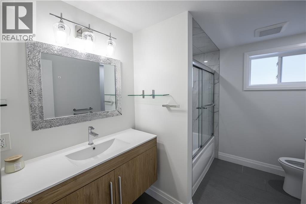 53 Bloomingdale Road N Unit# Lower, Kitchener, Ontario  N2K 1A5 - Photo 26 - 40852742