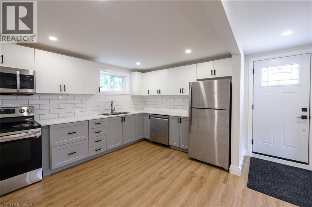 53 Bloomingdale Road N Unit# Lower, Kitchener, Ontario  N2K 1A5 - Photo 5 - 40852742