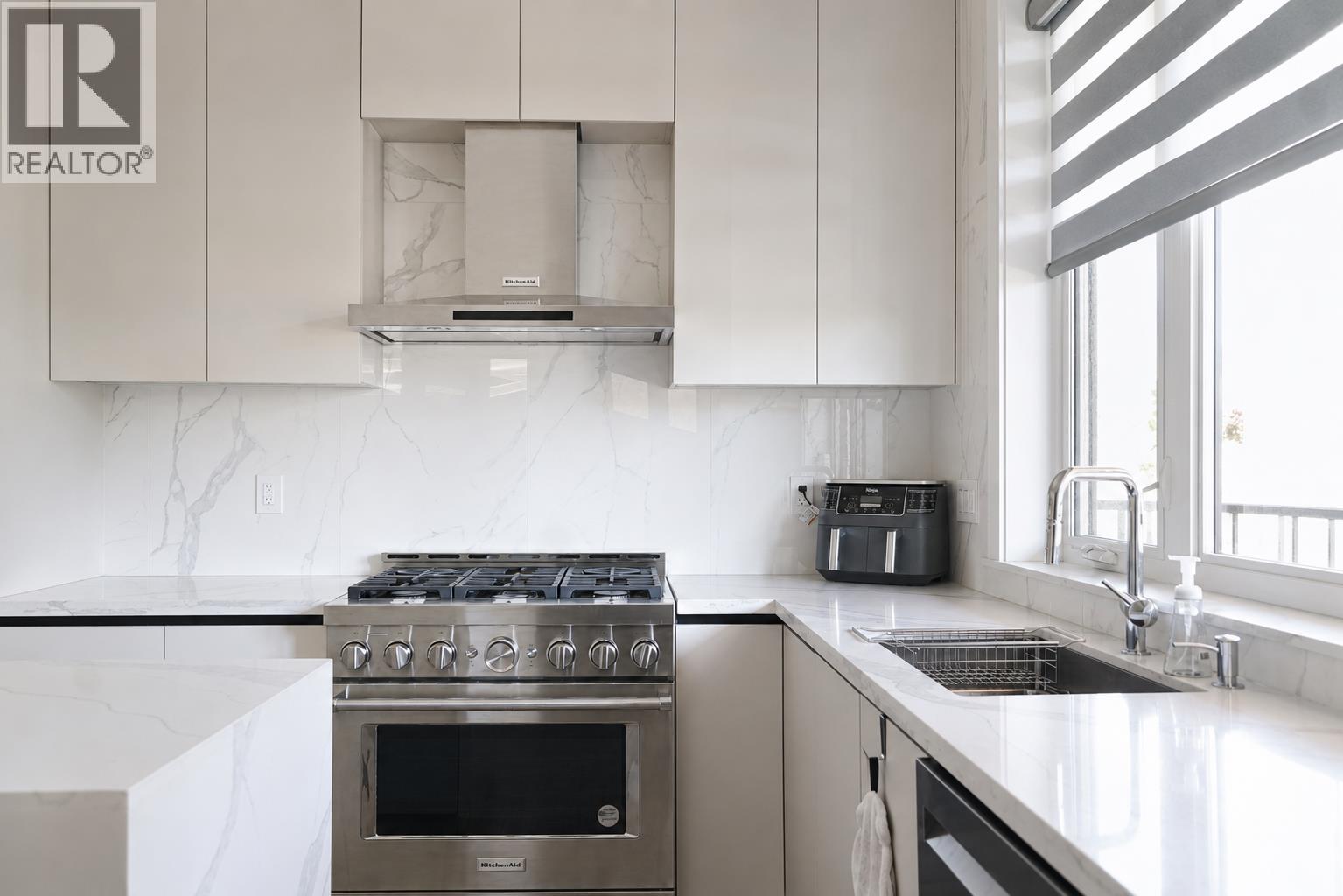 3586 W 42nd Avenue, Vancouver, British Columbia  V6N 3H6 - Photo 6 - R3152624
