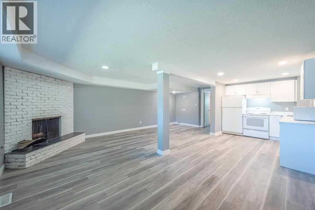 2431 & 2429 26 Street SW, Calgary, Alberta  T3E 2A6 - Photo 11 - A2326037