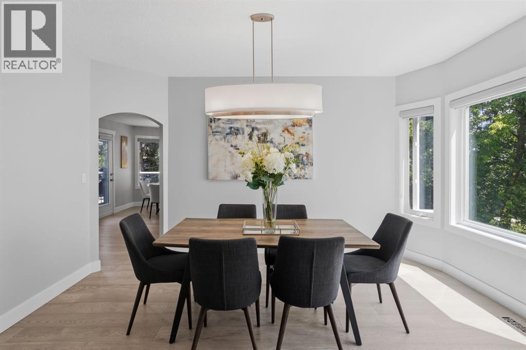 30 Strathcona Road SW, Calgary, Alberta  T3H 1V5 - Photo 7 - A2326353