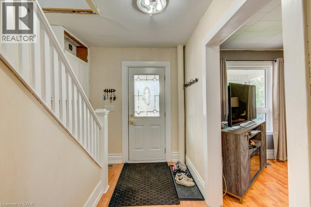 127 Bond Street, Ingersoll, Ontario  N5C 3A8 - Photo 7 - 40847695