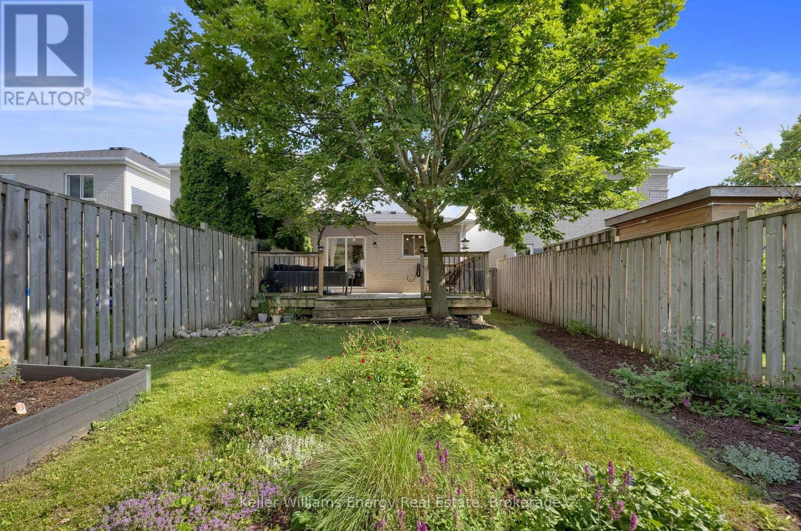 4 Primeau Avenue, Whitby, Ontario L1M 2B7 - Photo 38 - E13601714
