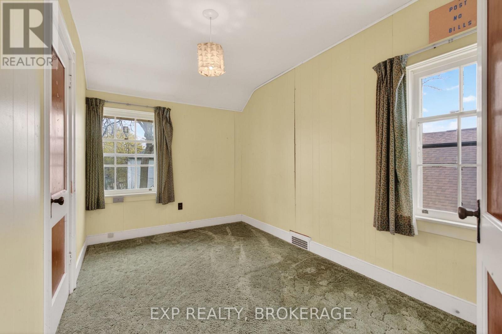 11 Carruthers Avenue, Kingston, Ontario  K7L 1L9 - Photo 18 - X13467210