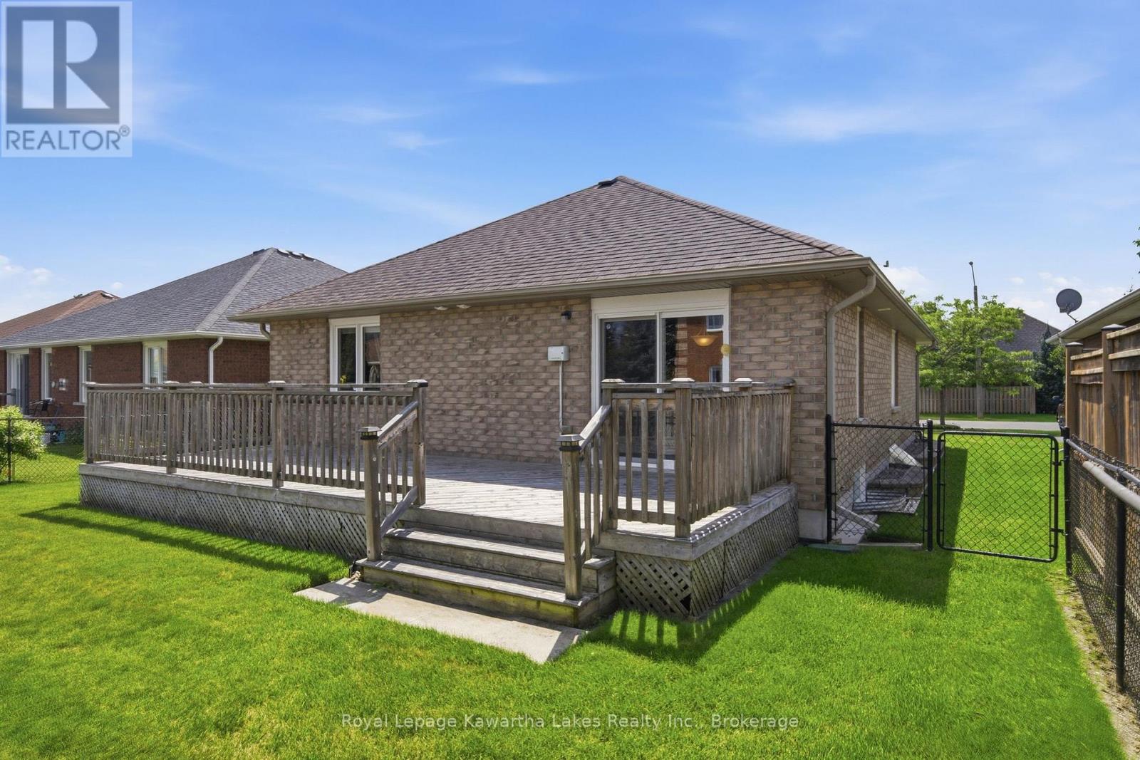 32 Gee Crescent, Kawartha Lakes, Ontario  K9V 6G4 - Photo 2 - X13640682