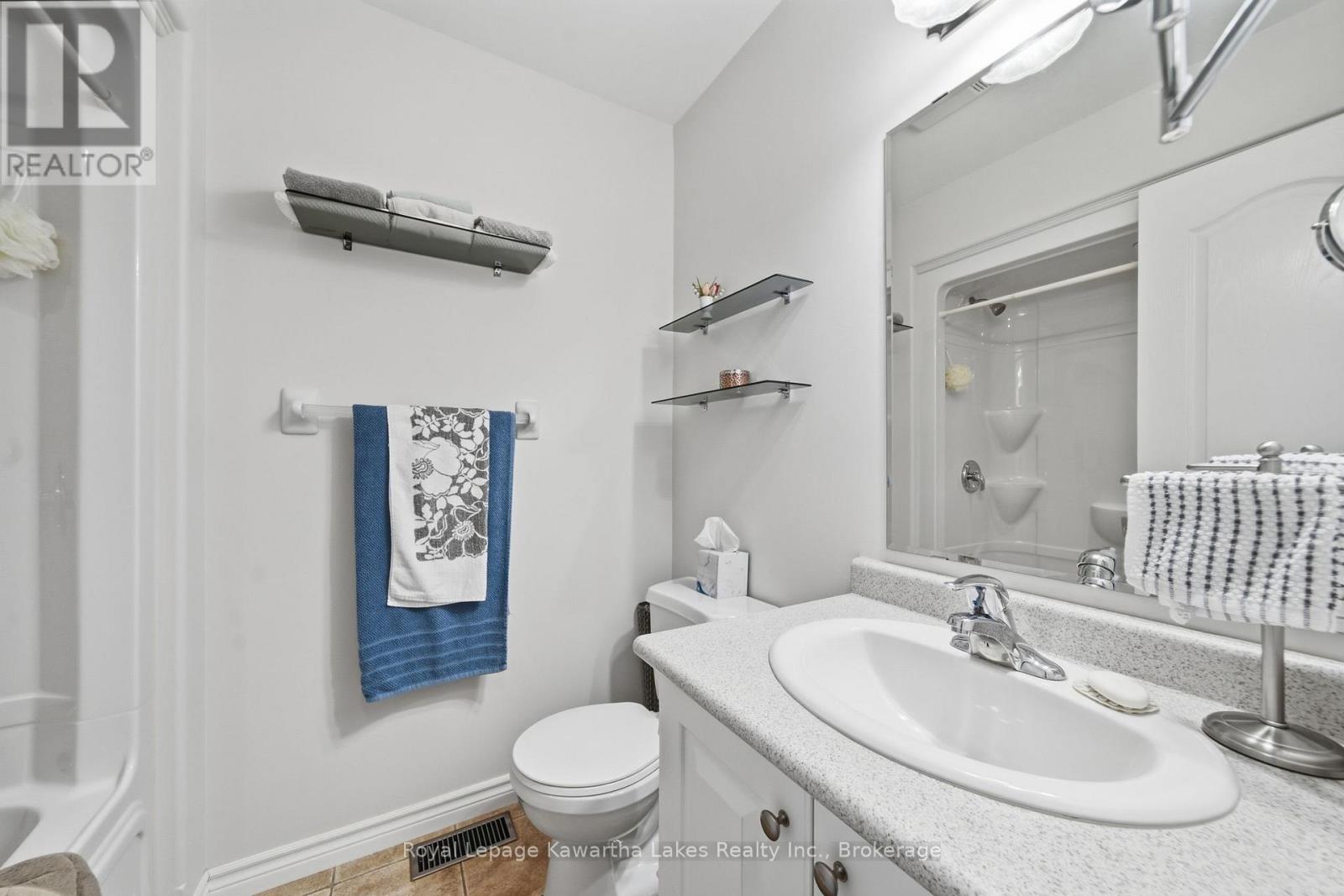 32 Gee Crescent, Kawartha Lakes, Ontario  K9V 6G4 - Photo 23 - X13640682