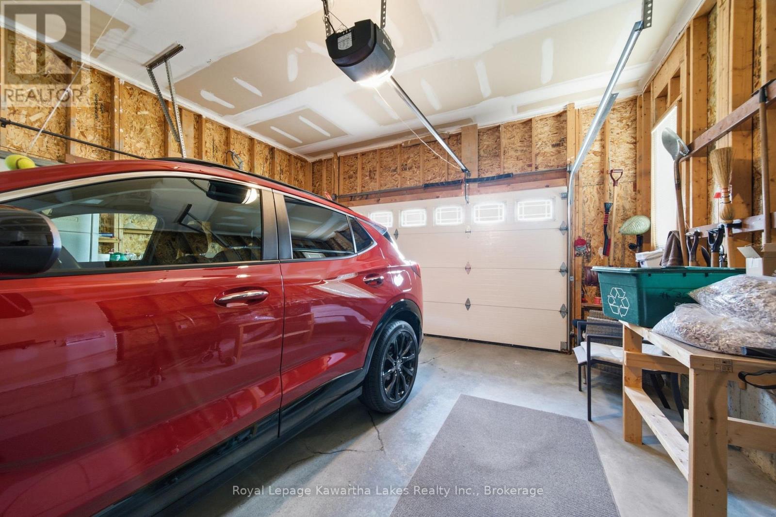32 Gee Crescent, Kawartha Lakes, Ontario  K9V 6G4 - Photo 31 - X13640682