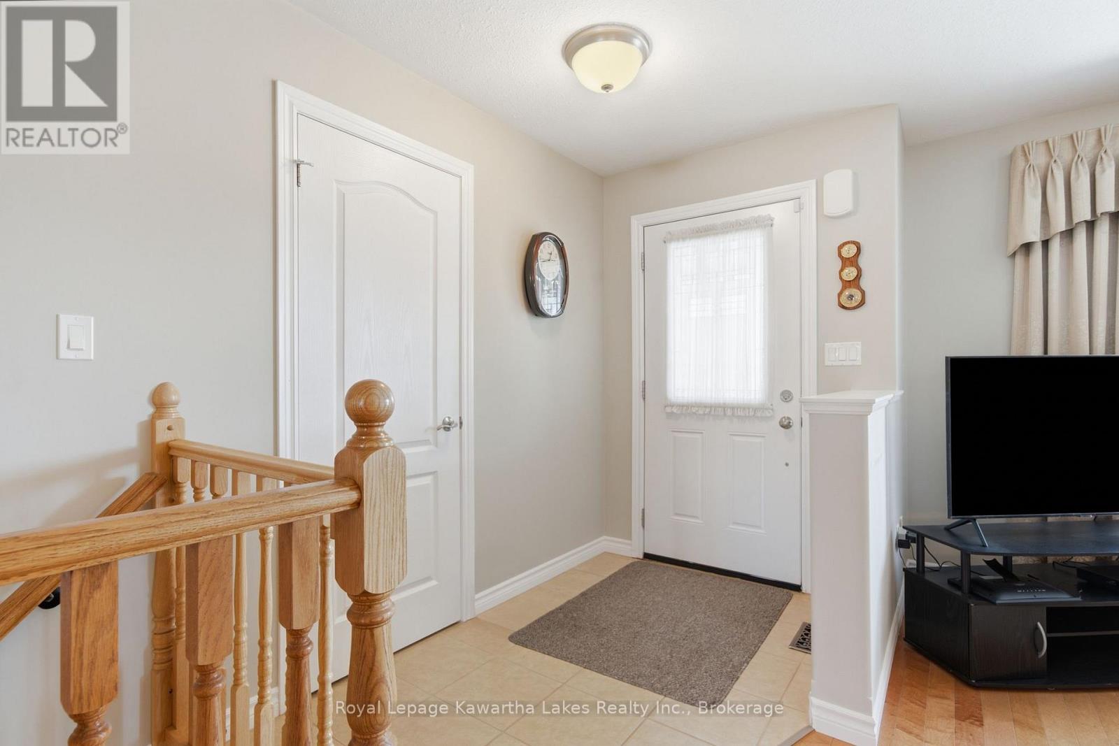 32 Gee Crescent, Kawartha Lakes, Ontario  K9V 6G4 - Photo 5 - X13640682