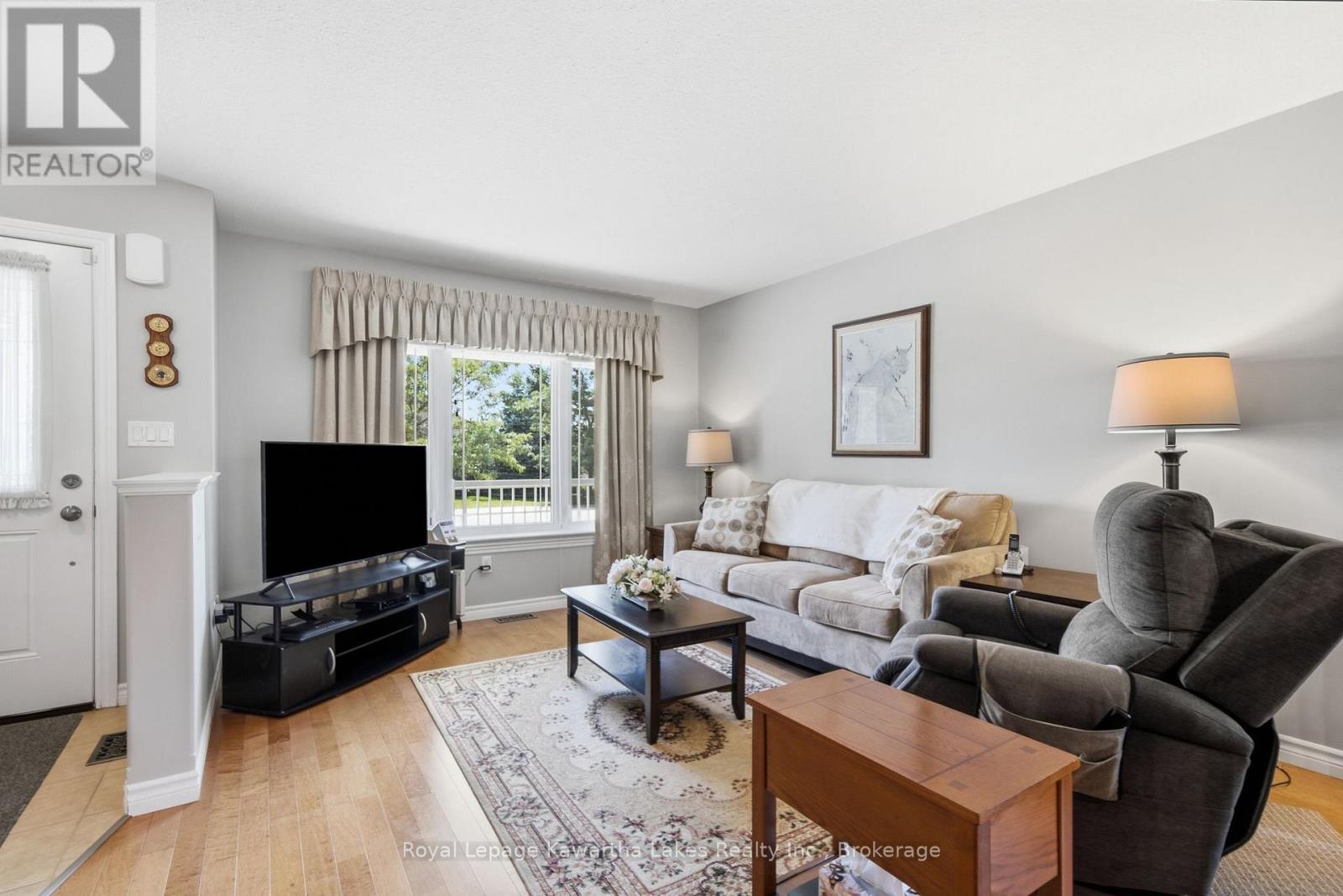 32 Gee Crescent, Kawartha Lakes, Ontario  K9V 6G4 - Photo 8 - X13640682