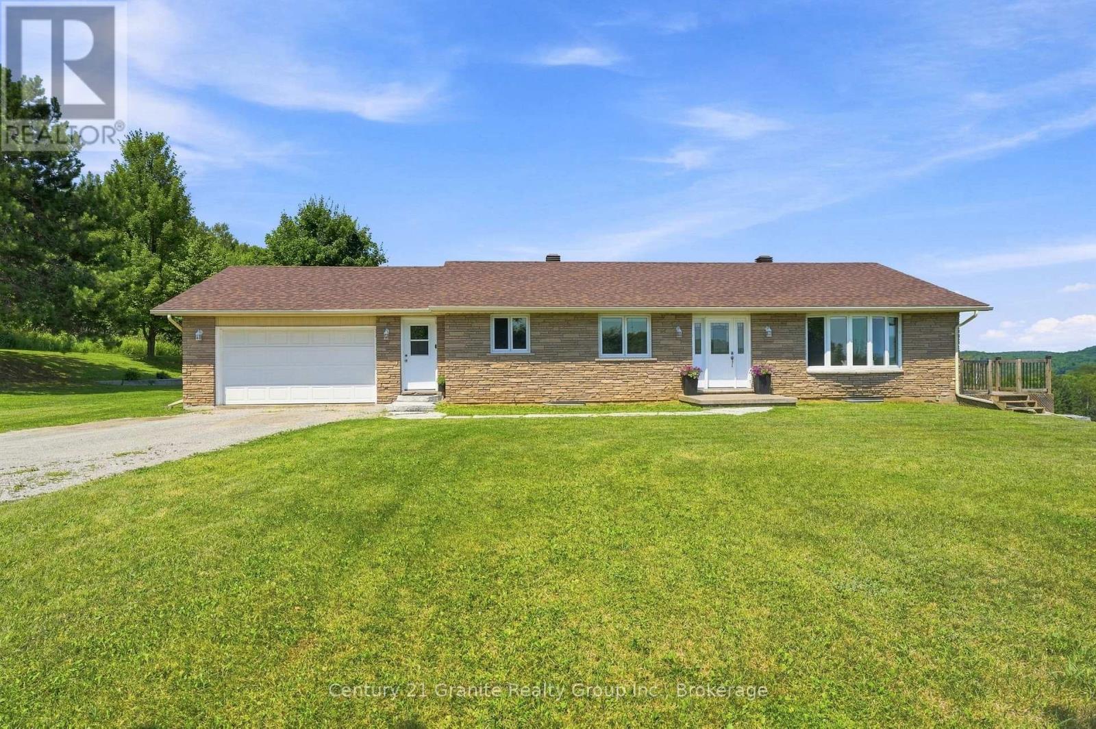 443 HOLLAND LAKE ROAD, Bancroft, Ontario