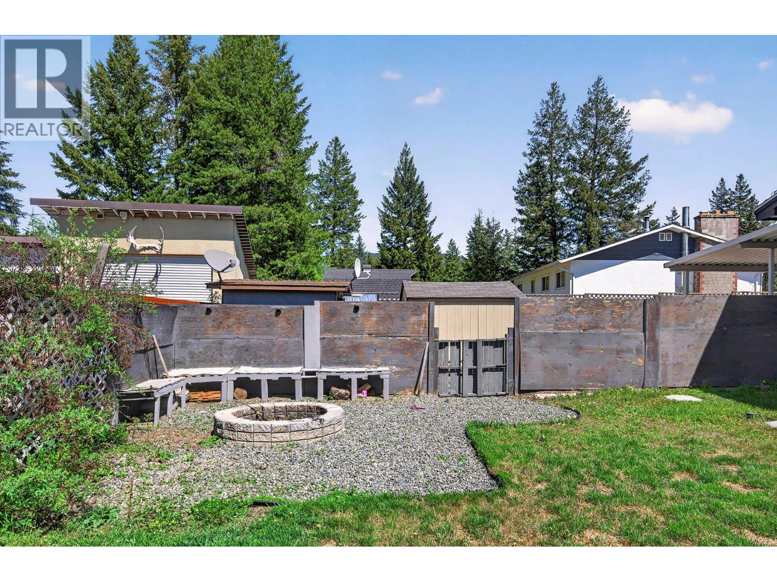 633 Barriere Lakes Road, Barriere, British Columbia  V0E 1E1 - Photo 14 - 10370640
